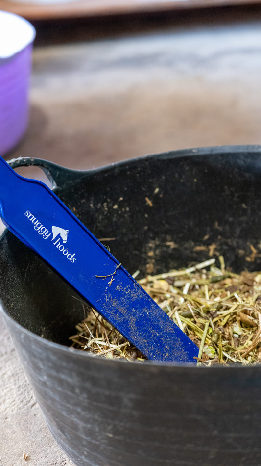 Snuggy Hoods Feed Stirrer - Plastic - Limited